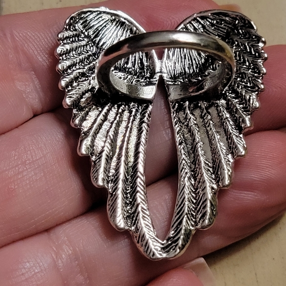 Wings of an Angel Heart Shaped Oxidized Heavy Silver Statement Ring - Picture 3 of 7
